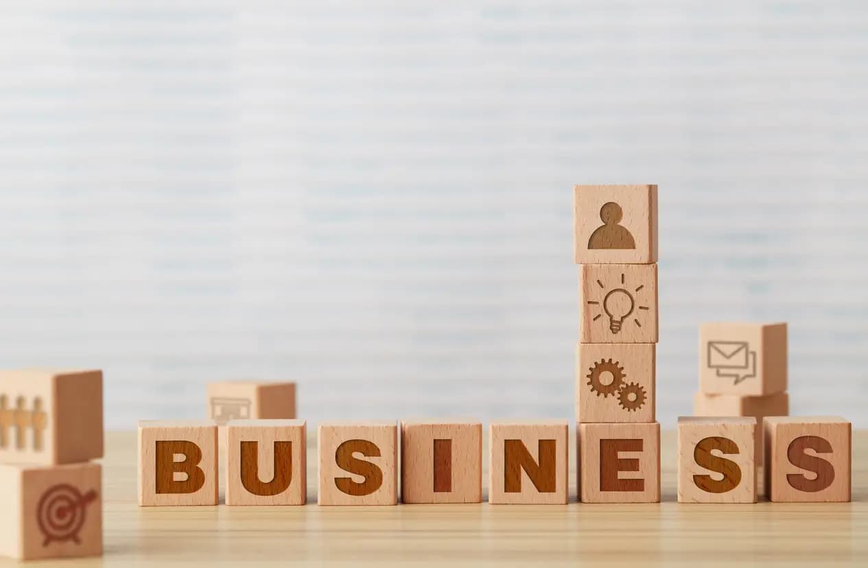 How to Choose the Right Business Structure: LLC, Corporation, or Sole Proprietorship